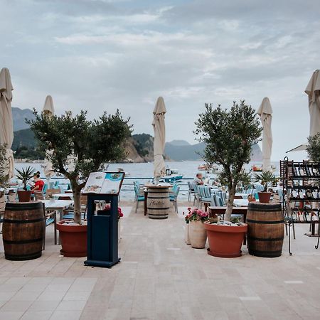 Apartments First Line Petrovac 外观 照片
