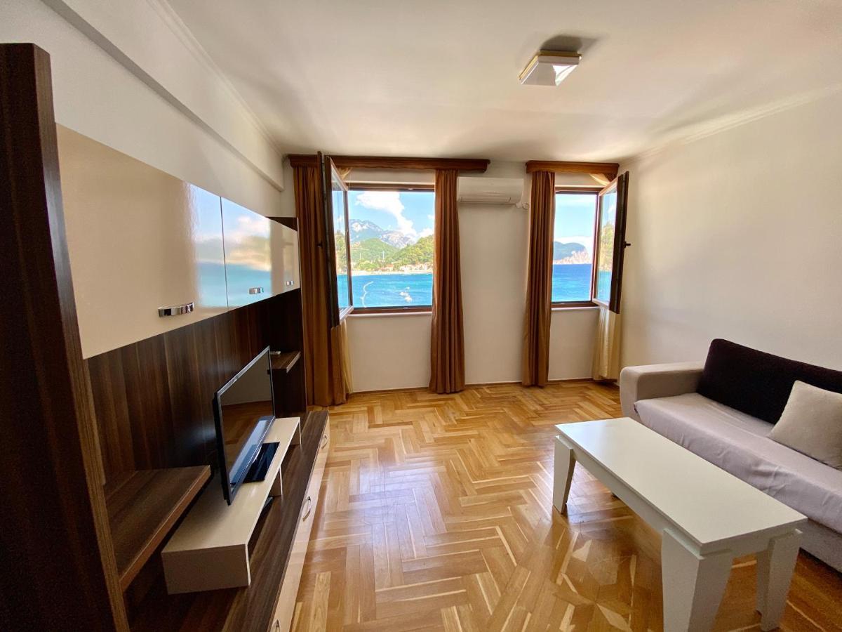 Apartments First Line Petrovac 外观 照片