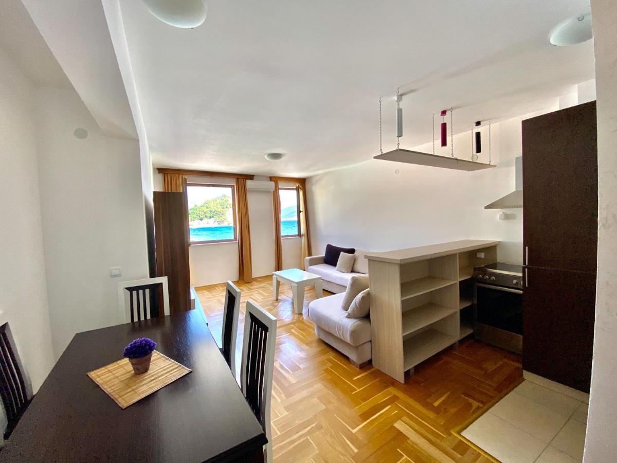 Apartments First Line Petrovac 外观 照片