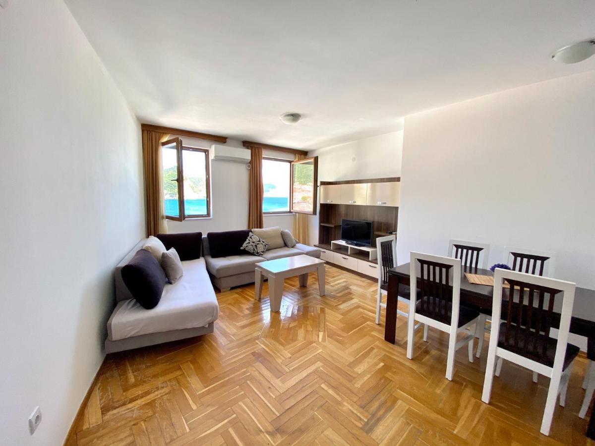 Apartments First Line Petrovac 外观 照片