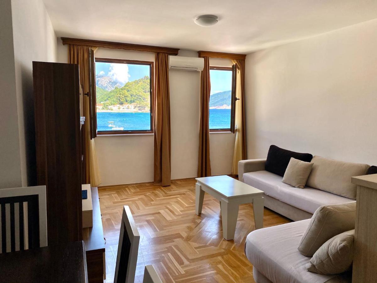Apartments First Line Petrovac 外观 照片