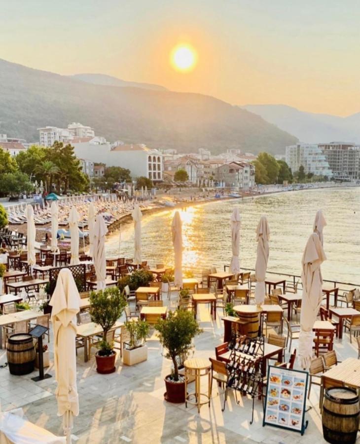 Apartments First Line Petrovac 外观 照片