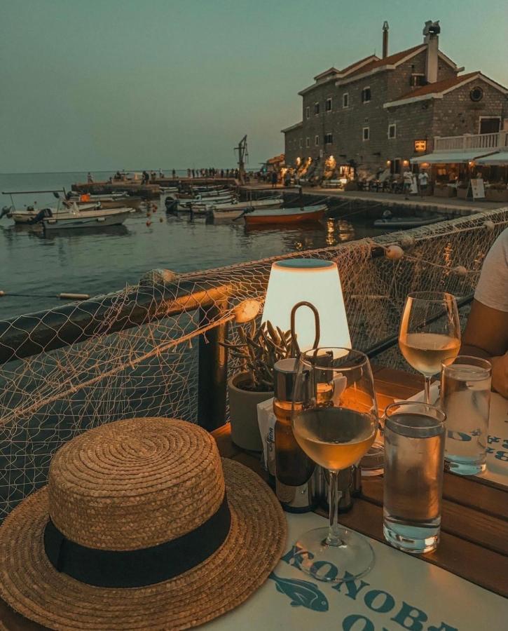 Apartments First Line Petrovac 外观 照片