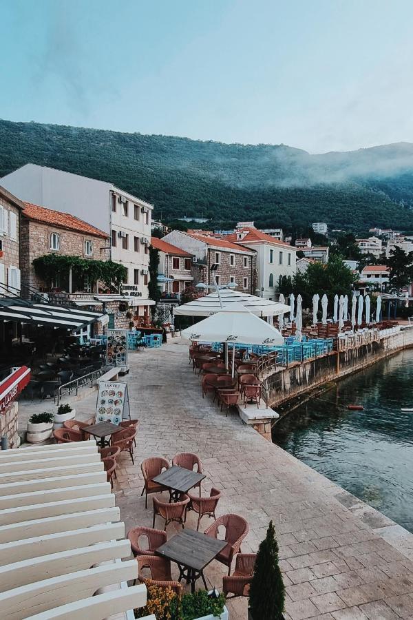 Apartments First Line Petrovac 外观 照片