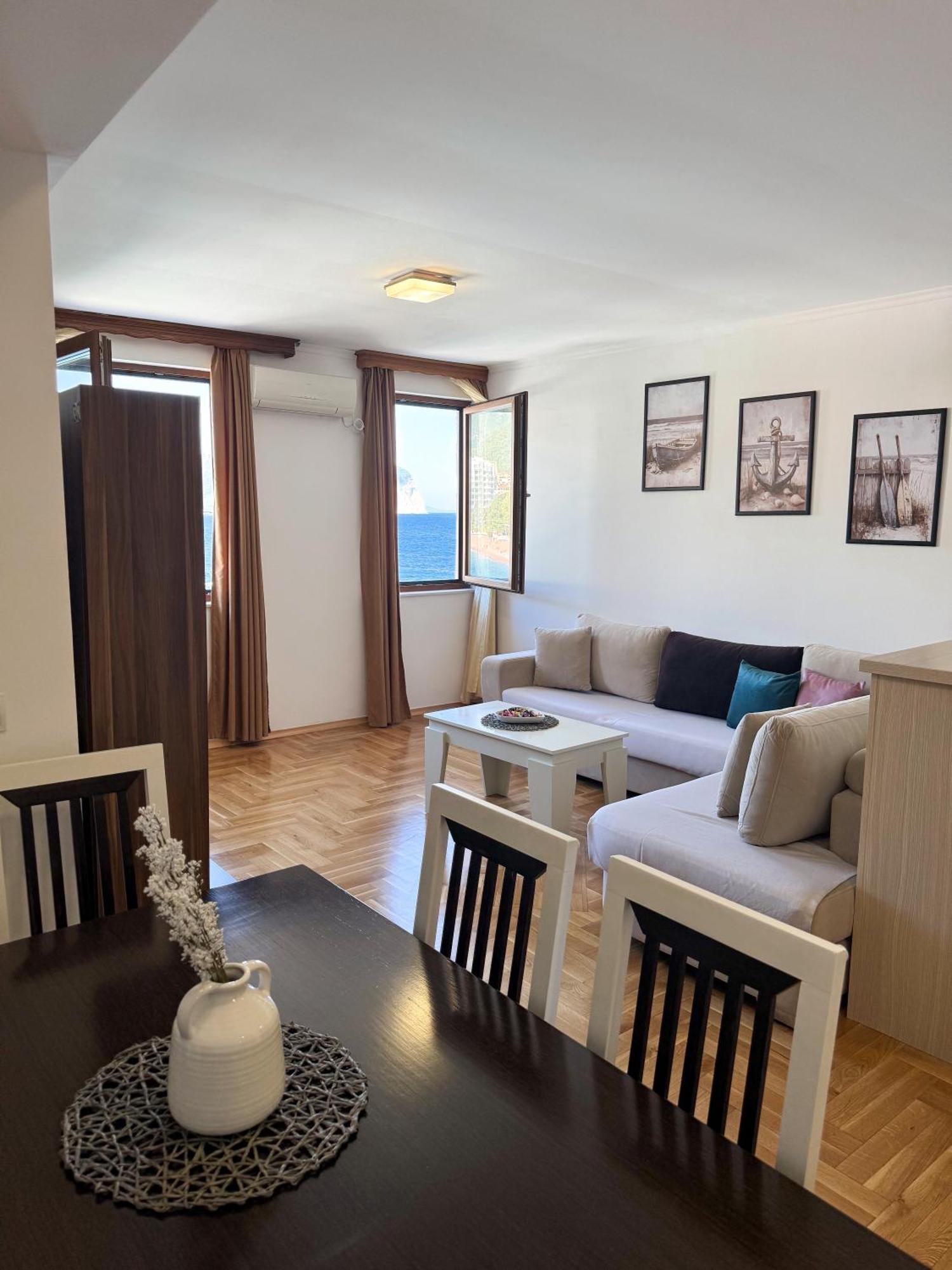 Apartments First Line Petrovac 外观 照片